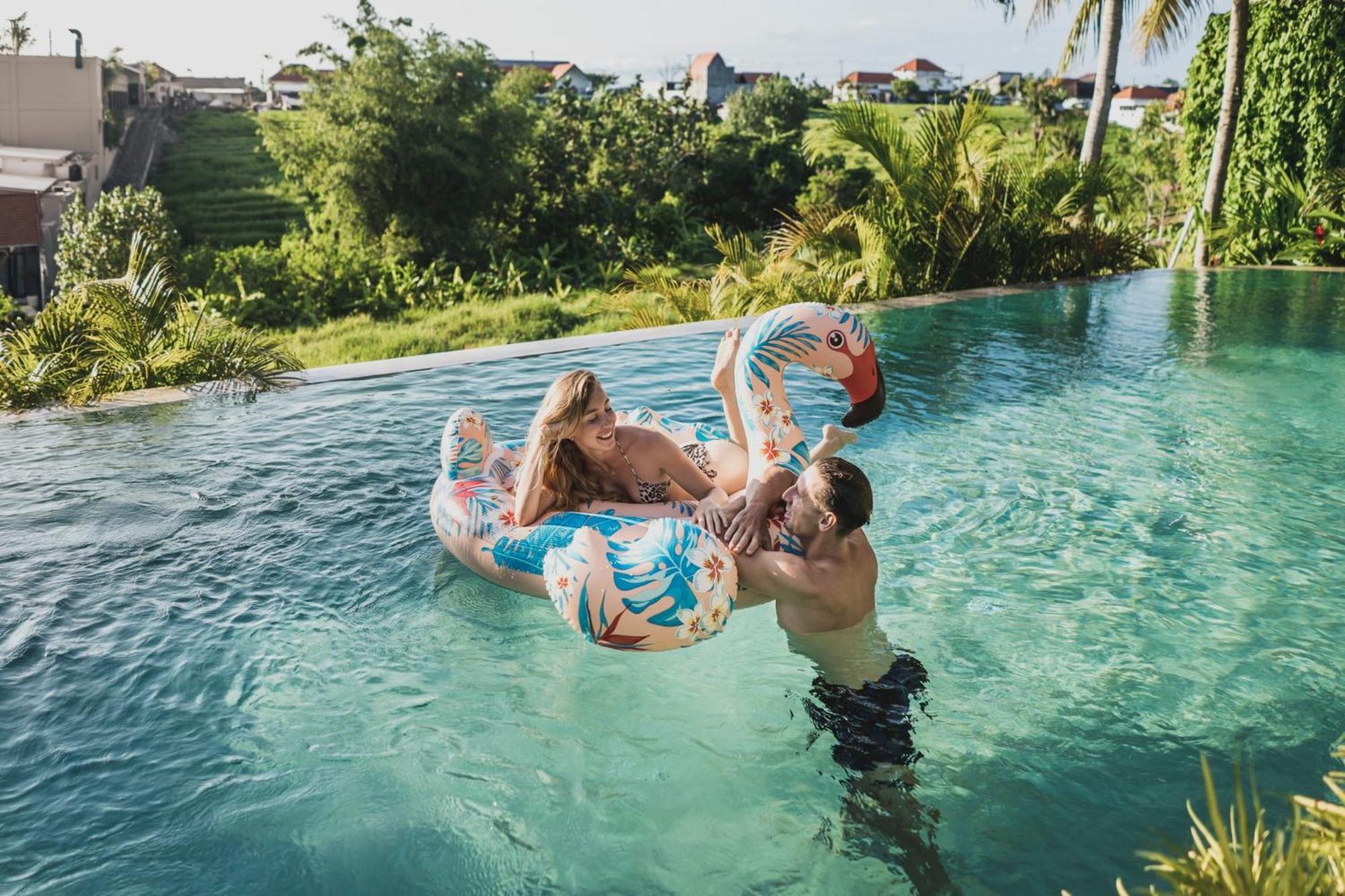Astera Luxury Resort & Spa Canggu By Ini Vie Hospitality ภายนอก รูปภาพ